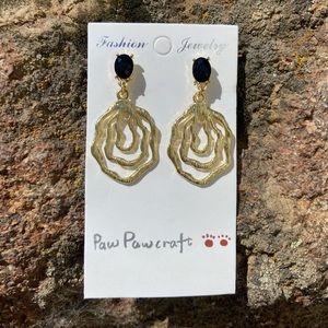 Gold Flower Dangle Earring